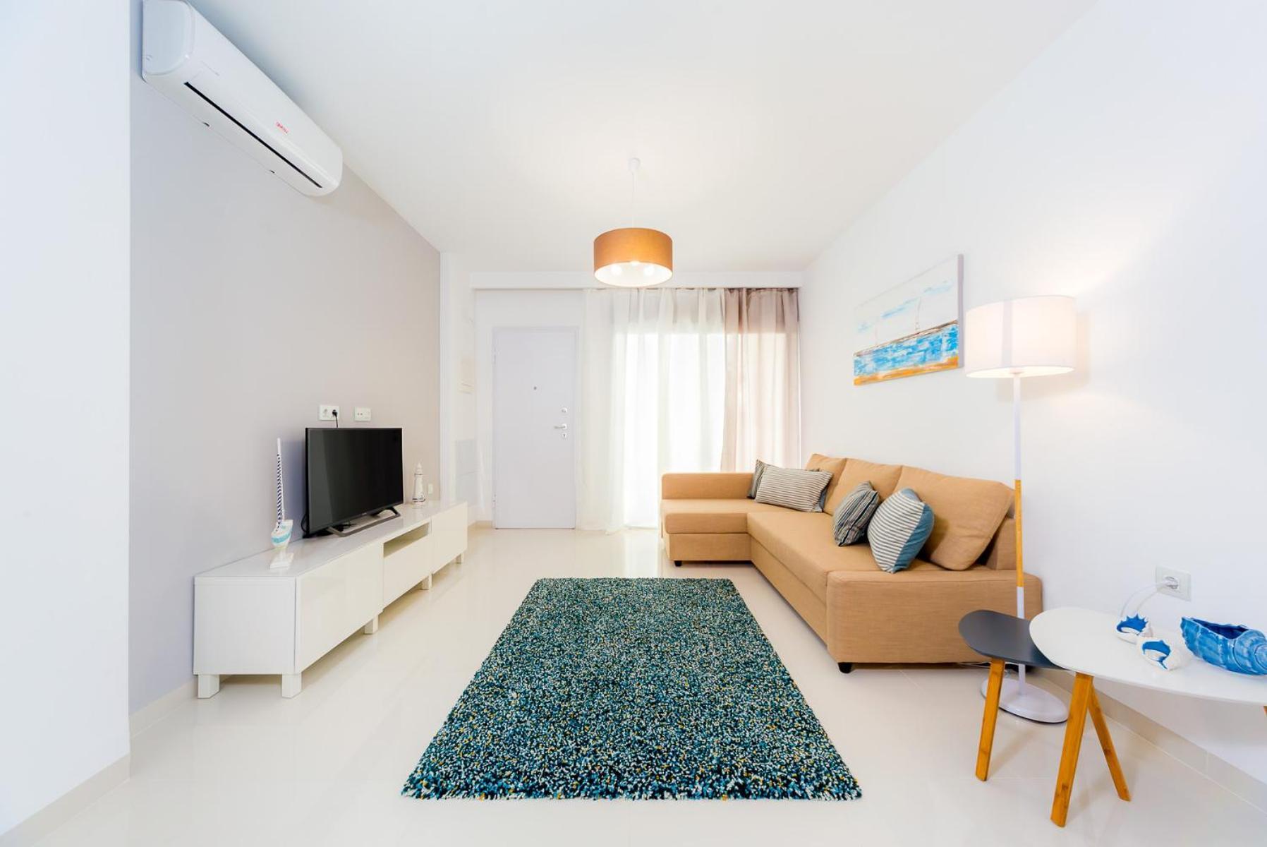 Luxurious 2 Bedroom Apartment Near The Beach Torre de la Horadada 部屋 写真