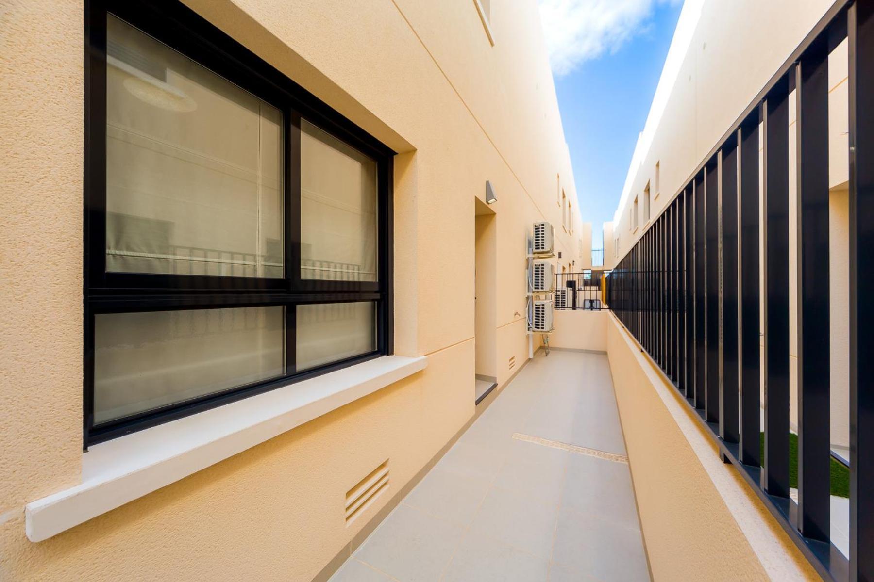 Luxurious 2 Bedroom Apartment Near The Beach Torre de la Horadada 部屋 写真
